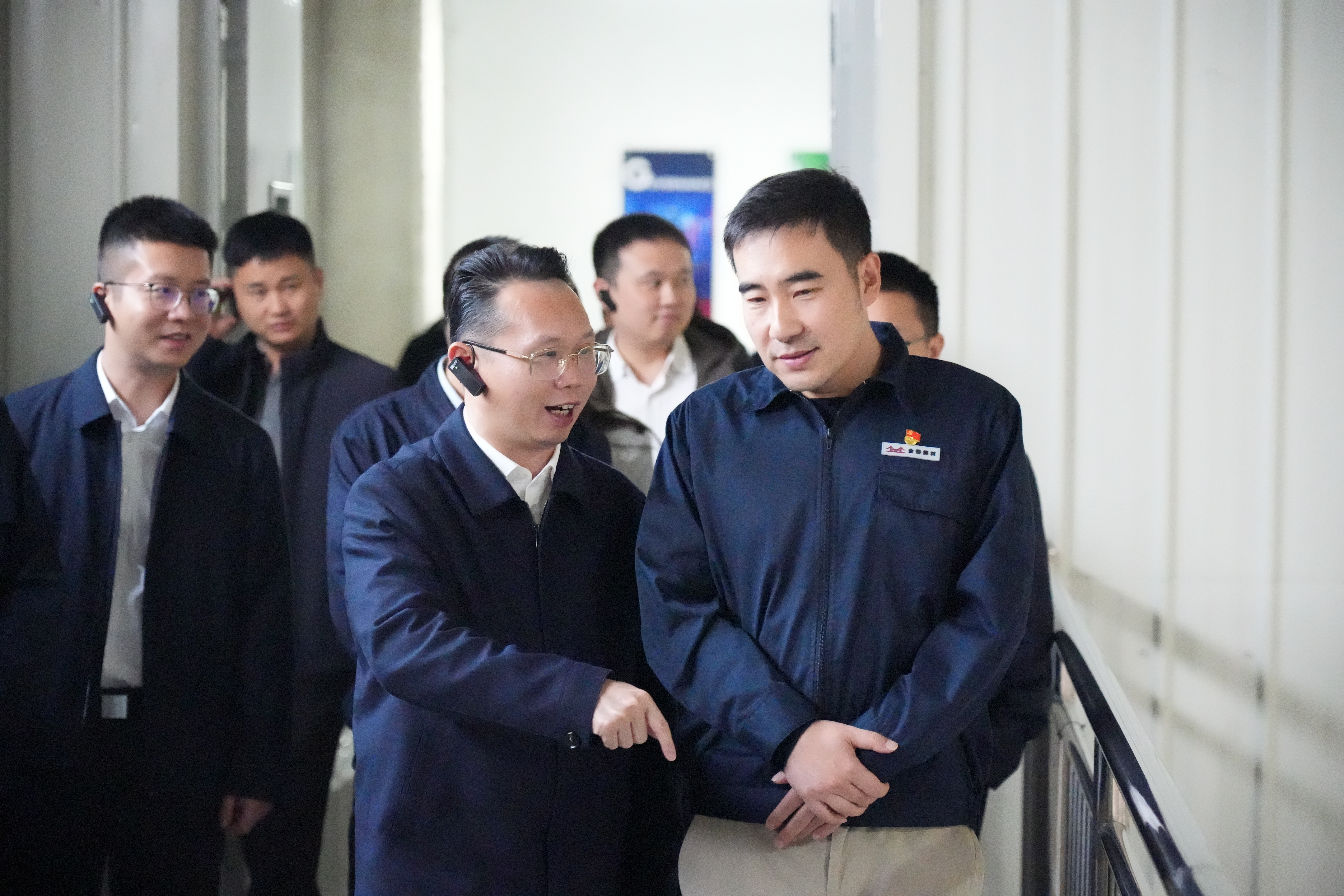 江西萍鄉(xiāng)安源區(qū)委書記邱偉 赴金橋焊材集團(tuán)參觀調(diào)研并深化項(xiàng)目合作